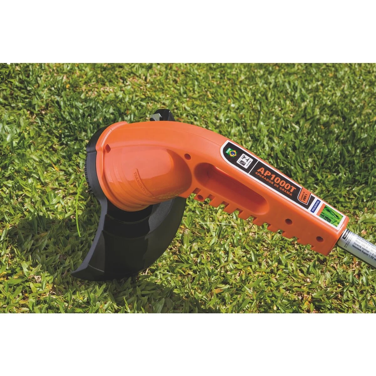 tramontina_equipos-de-jardineria_bordeadora-220v-tramontina-ap1000_2