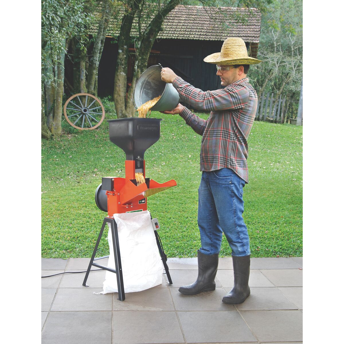 tramontina_herramientas_triturador-forrajera-tramontina-20hp-tr25-959952_4